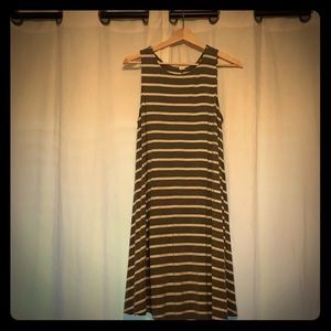 Old Navy Grey/white swing dress